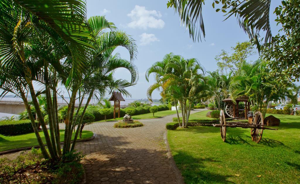 Champasak Grand Hotel Pakse Luaran gambar