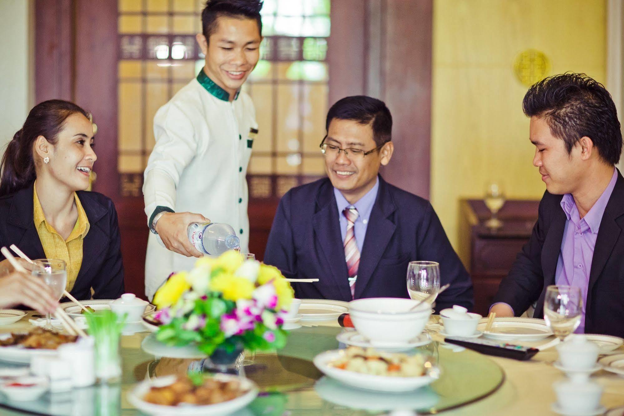 Champasak Grand Hotel Pakse Luaran gambar