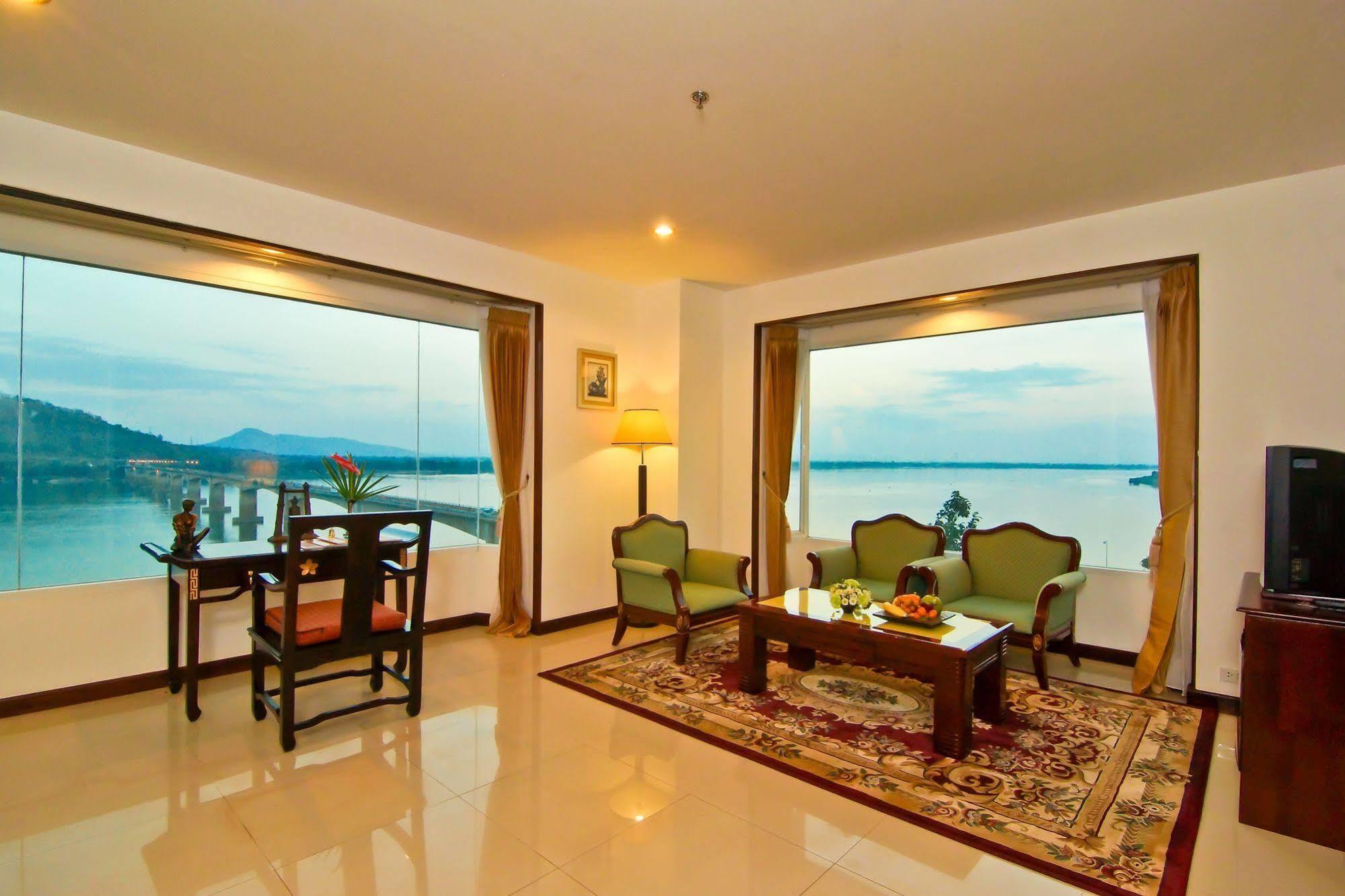 Champasak Grand Hotel Pakse Luaran gambar