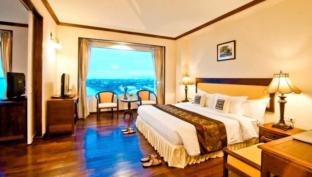 Champasak Grand Hotel Pakse Luaran gambar